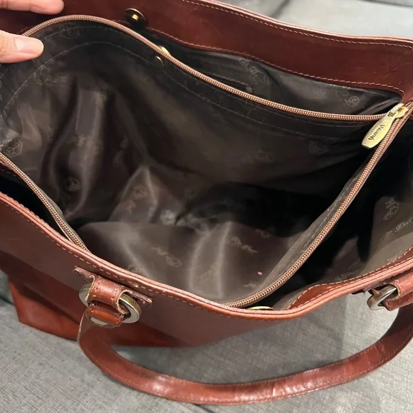 Valentina Large Brown Leather Tote Bag - Picture 11 of 14